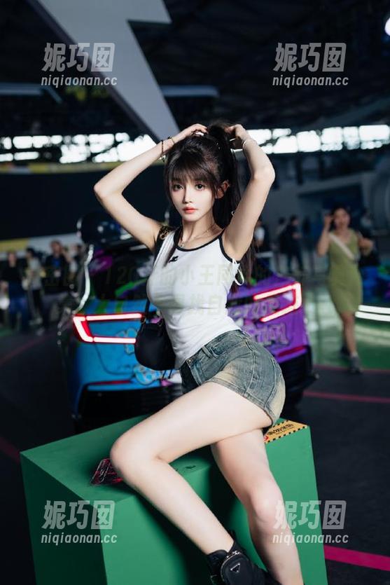 微密圈 - 120斤的小王同学的户外写真合集：大自然中寻找自我的足迹.txt