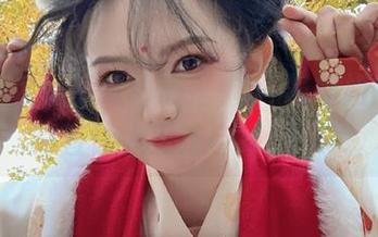 一组图包就能撩动心弦，51酱姐姐的作品简直让人无法自拔！.txt