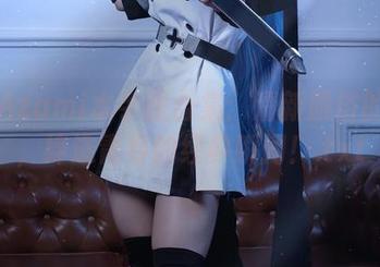 遇见Azami水手服合集：清新脱俗的图包，缔造青春的经典瞬间！.txt
