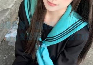 Feilin嗲囡囡 – 私房美图极速更新：顾欣怡毛衣系列，新年首发.txt