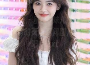 GIRLT果团网 – 蜜桃Q妹儿的红裙写真作品集，分享她的美丽瞬间图片，快来看看吧！.txt