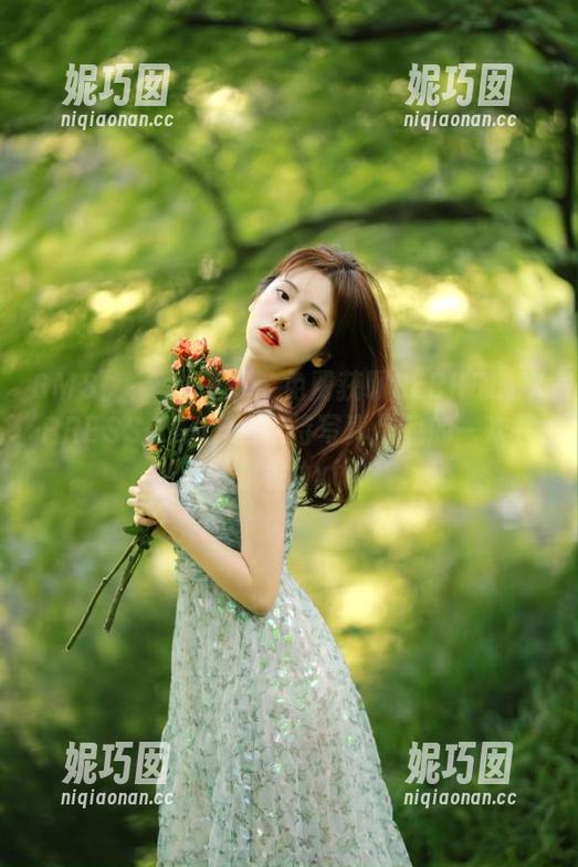 GMS(고말숙)呈现：免费获取LEEHEEEXPRESS-LEHF的独特写真作品的一次性机会.txt