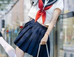 HuaYang花漾 – 周大萌的长腿写真原图分享，独特的魅力与气质犹如一幅绝美的艺术品！.txt