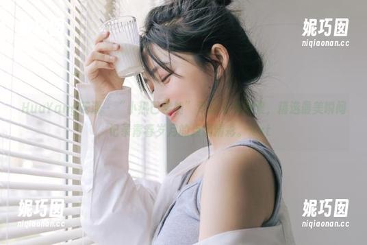 HuaYang花漾 - “小热巴学姐”专属写真图集，精选最美瞬间，记录青春岁月的点滴精彩。.txt