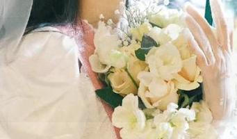 HuaYang花漾 – 不一样的护士风格：熊小诺高清写真图包，带你领略职场之美.txt