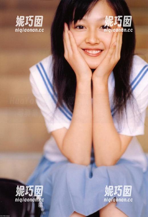 HuaYang花漾 - 倾心欣赏黄乐然的白色写真集，带你领略她的独特视角.txt
