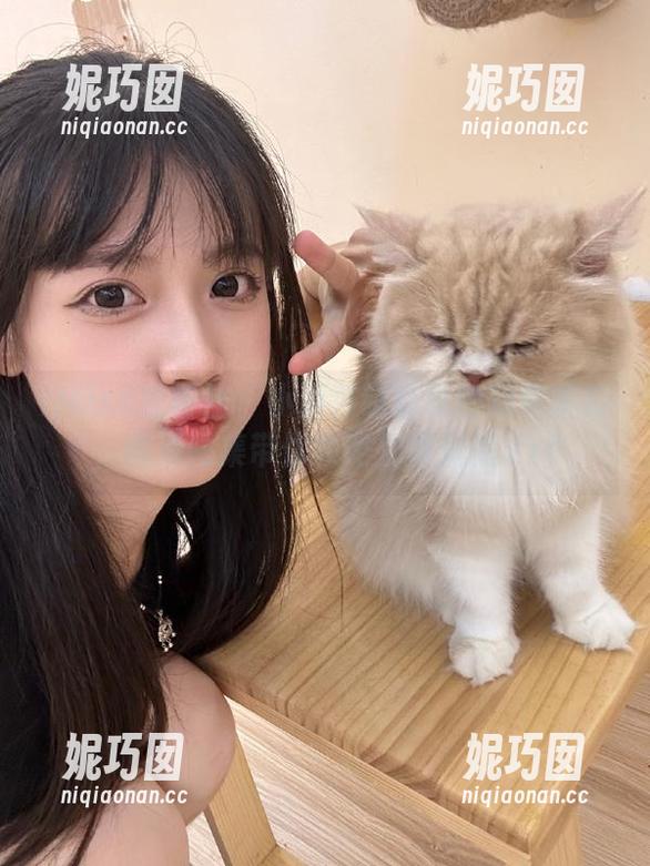 IMiss爱蜜社 - 小丽莎萌萌哒的精致美脚，高清图集带你领略别样风情.txt