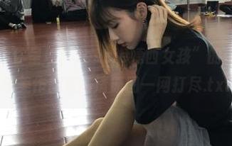 微密圈 – 为你呈现“Jessie婕西女孩”的惊艳写真，精美作品与高清原图一网打尽.txt