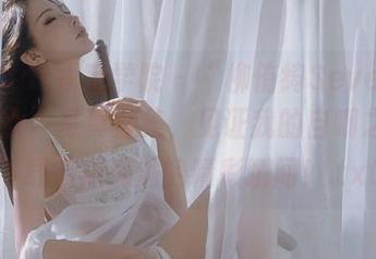 MFStar模范学院 – “柳侑绮Sevenbaby少女”写真合集，见证我的自嘲之旅，下载笑点满满的精彩瞬间！.txt