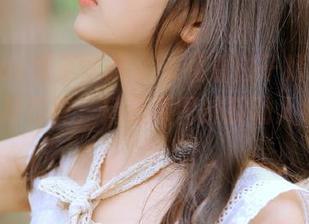 MFStar模范学院 – 来看看白子嫣nicky的连衣裙写真，精美原图捕捉动人瞬间.txt