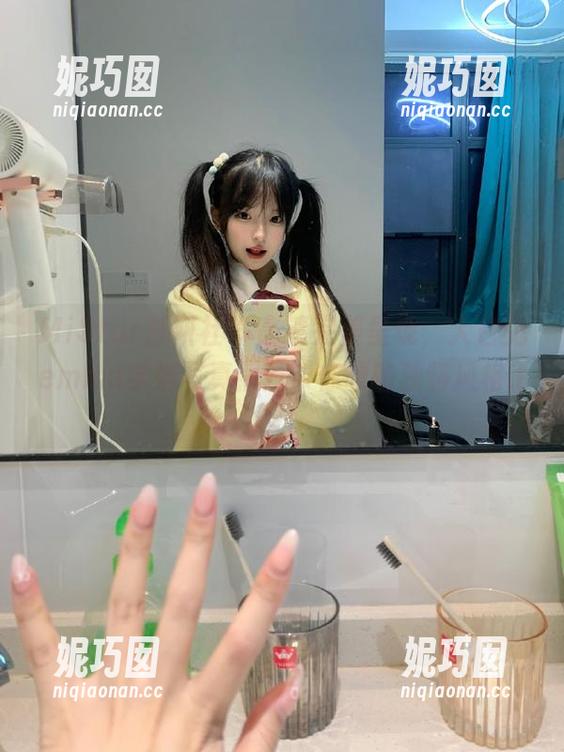 MiStar魅妍社 - 高清完美呈现，大白兔emma学妹写真照片带你领略独特风格.txt