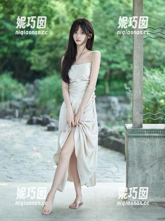 MiStar魅妍社 - 来自张雨萌的清纯全套作品，每一帧都是青春的流光，令人陶醉无比！.txt