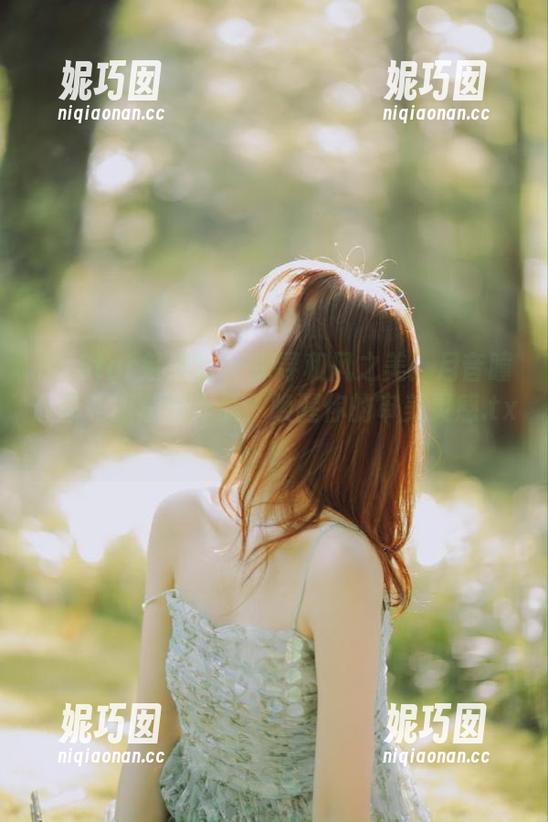MiStar魅妍社 - 探寻和风之美：月音瞳最新和服套图作品，唤醒你的审美灵感.txt