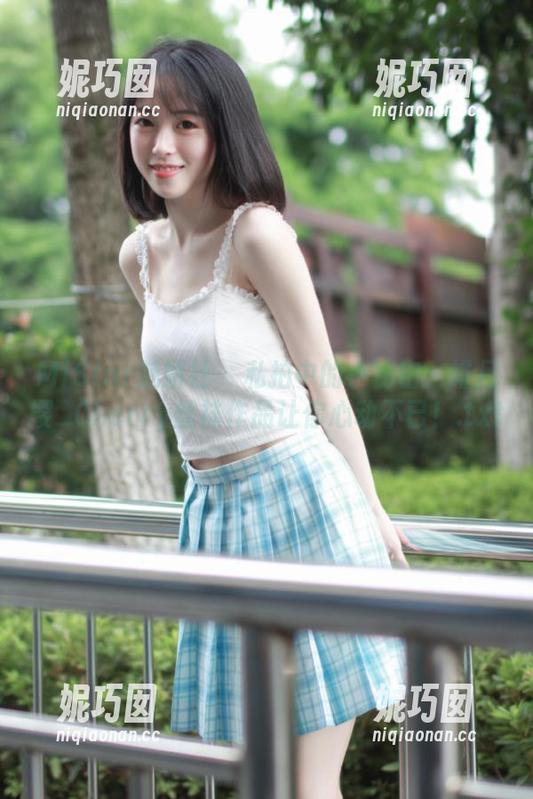 MiStar魅妍社 - 私拍中的小秘密：绯月樱_Cherry丝袜作品让你心动不已！.txt