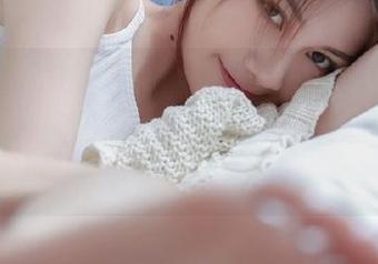 MiiTao蜜桃社 – 看露西Lucy的旗袍作品全集：那些静静流淌的优雅与哀愁，是否击中你的心？.txt