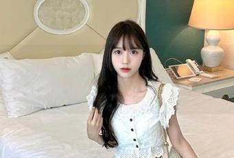 MiiTao蜜桃社 – 夏日中的静香Mandy：精美写真作品合集展现清凉一夏.txt