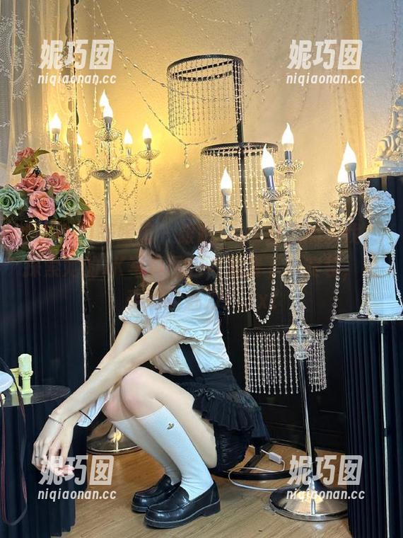 MyGirl美媛馆 - 跟随Love陆瓷的步伐，探索她的JK写真图包，免费下载安装，感受她的魅力！.txt