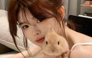 MyGirl美媛馆 – 从晓茜sunny的礼服写真中挑选灵感，体验她的独特魅力与风格元素.txt