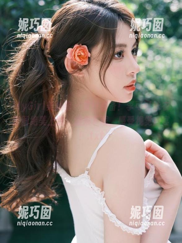 MyGirl美媛馆 - 夏日必备！李可可泳衣套图绝美上线，速来下载，感受视觉盛宴！.txt