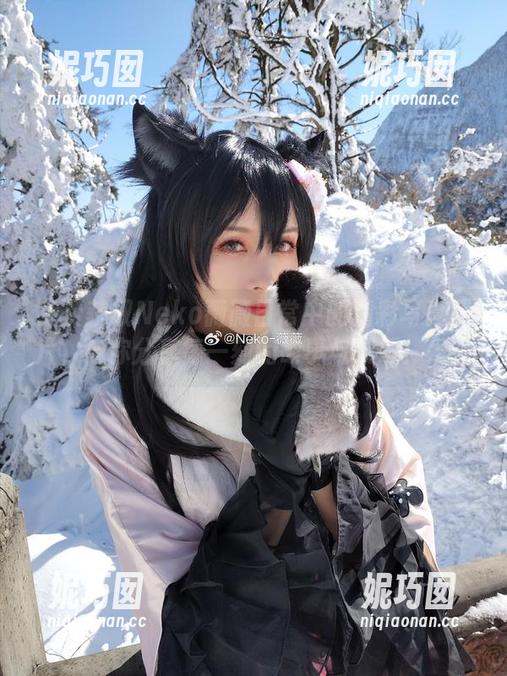 免费获取Neko薇薇日常中的精彩写真照片，与你分享每一刻的故事与灵感！.txt