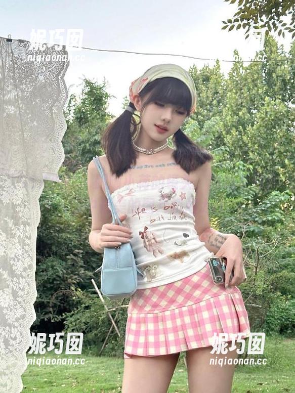 SSA丝社 - 跟随小荷的镜头，展现夏日作品中最美的图片瞬间.txt