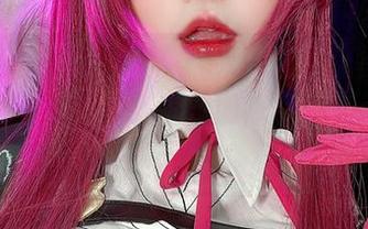 SayoMomo：优雅黑天鹅内衣与星穹铁道的完美结合，精选套图陪你领略美丽瞬间.txt