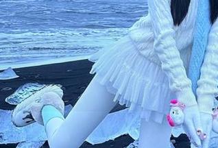 TGOD推女神 – 施忆佳越南芽庄旅拍的精彩瞬间，带来海量免费写真资源！.txt