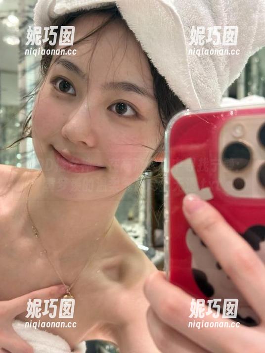TGOD推女神 - 在高清美图中寻找宁静：黄梦羡的温柔气质尽显无遗.txt