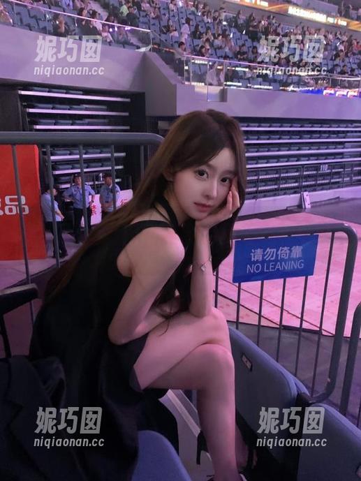 TouTiao头条女神 - 免费获取神琦泽步御姐写真，丰富你的视觉艺术收藏！.txt