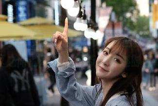 TouTiao头条女神 – 莫晓希的梦回楼兰，图包与写真之间的奇妙碰撞带你穿越时空.txt