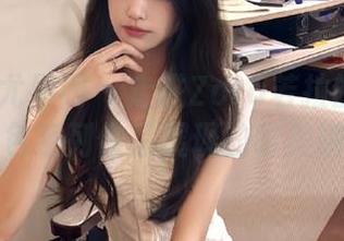 UGirls尤果网 – 走进Zora若拉的私房世界：白色系列作品展现的唯美瞬间.txt