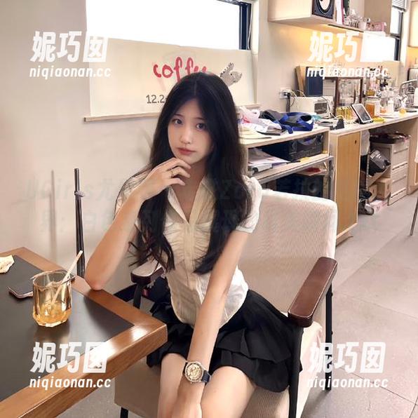 UGirls尤果网 - 走进Zora若拉的私房世界：白色系列作品展现的唯美瞬间.txt