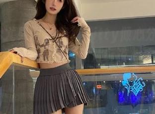 UGirls尤果网 – 欣杨Kitty倾心分享妹妹的写真作品，让每张照片诉说心底的小秘密.txt
