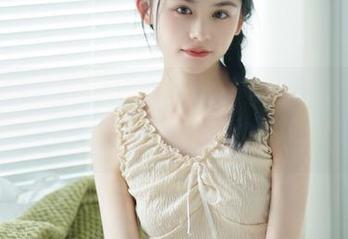 UGirls尤果网 – 私人订制：白熙萌双马尾图包分享，感受少女心的绽放！.txt