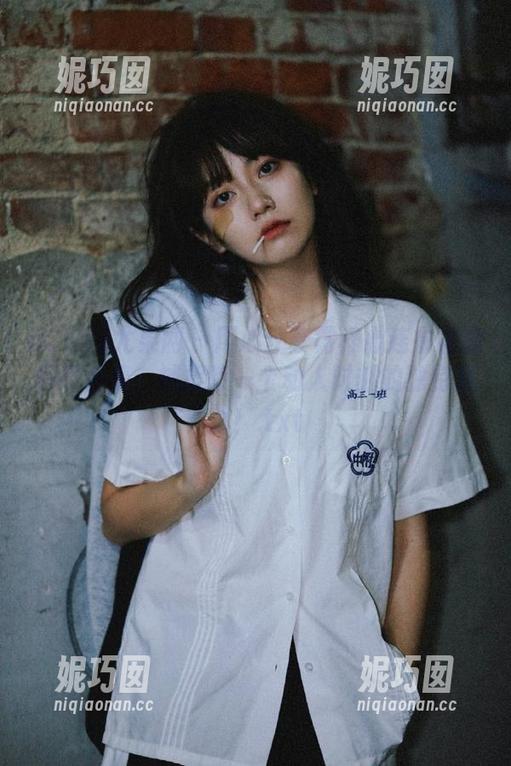 UGirls尤果网 - 用心分享霓梓心连衣裙的闪耀合集，捕捉每一个动人时刻的独特魅力！.txt