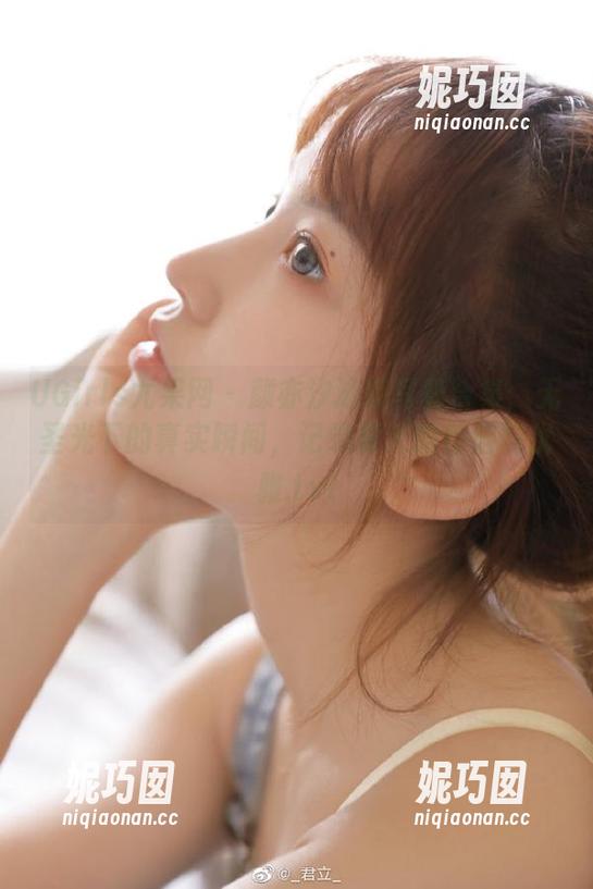 UGirls尤果网 - 颜亦汐泳装写真合集：无圣光下的真实瞬间，记录夏天的自信与优雅.txt