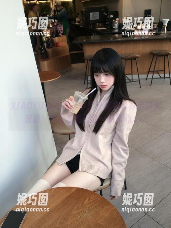 XIAOYU语画界 - 小热巴皮衣写真资源大放送，绝美套图让你一见倾心.txt