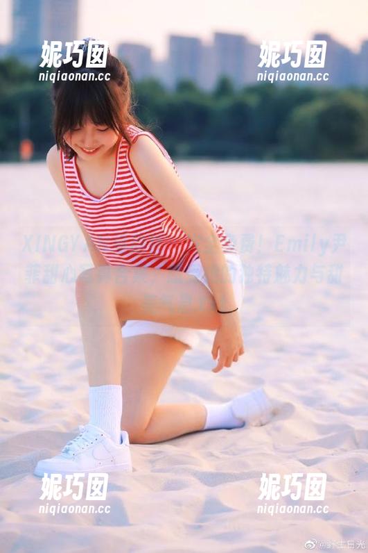 XINGYAN星颜社 - 完全免费！Emily尹菲甜心写真合集，感受她的独特魅力与甜美气息.txt