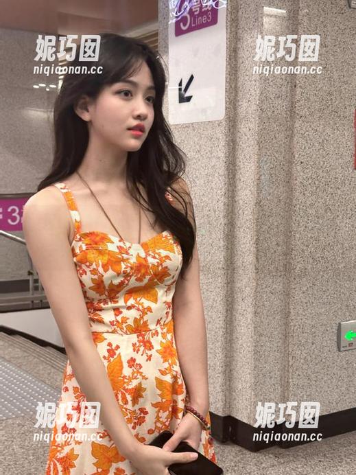 XINGYAN星颜社 - 遥望韩雨馨的丝袜写真：美图里隐藏的自嘲趣事.txt
