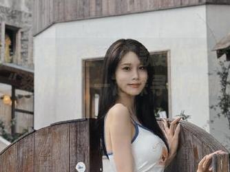 XINGYAN星颜社 – 新款连体衣套图更新！跟随“黎秋秋”一起探寻时尚新潮流.txt
