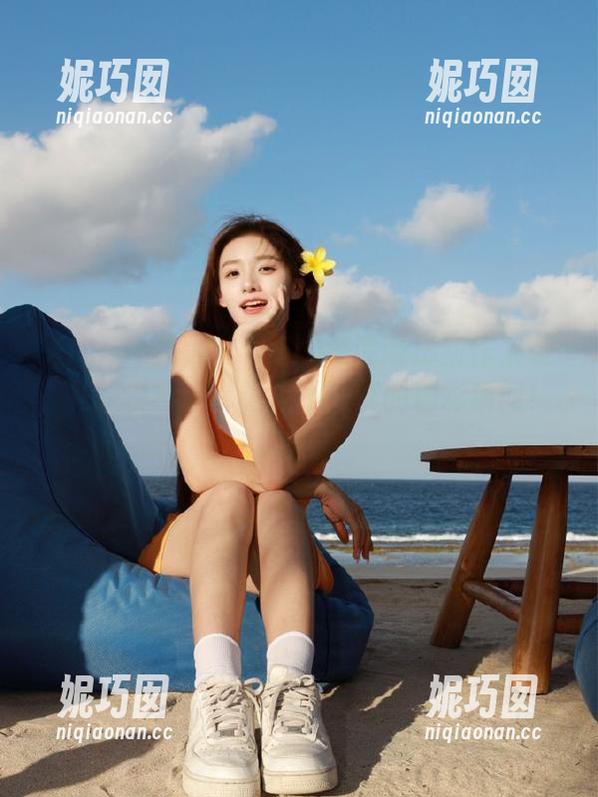 Xiuren秀人网 - Elise谭晓彤新作来袭，礼服摄影让你看见不一样的精彩瞬间！.txt