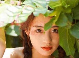 Xiuren秀人网 – 看UU酱高跟鞋全套图集，只有我一个人被这双鞋子迷倒了吗？.txt
