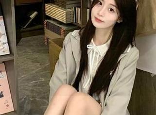 Xiuren秀人网 – 高清图库专辑：laura阿姣办公室写真作品，尽展现代女性的职场风采.txt