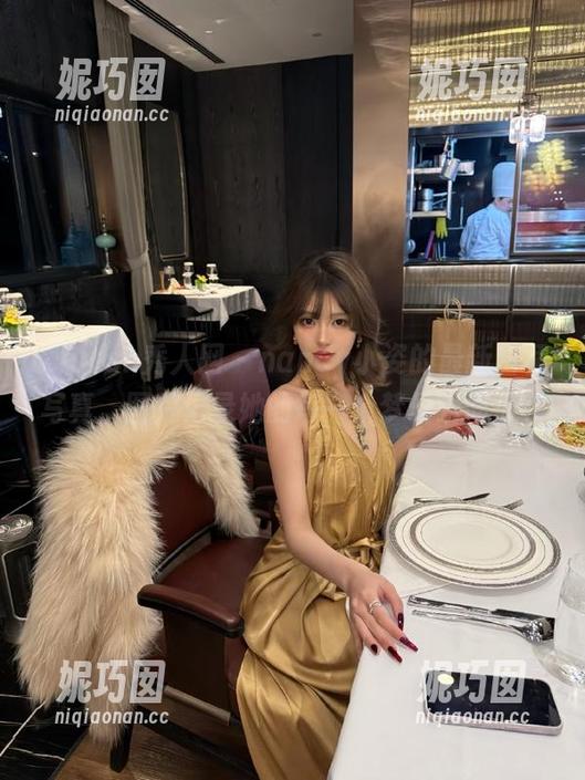 Xiuren秀人网 - nancy小姿的最新白裙写真，图片记录她的每一个梦幻瞬间.txt