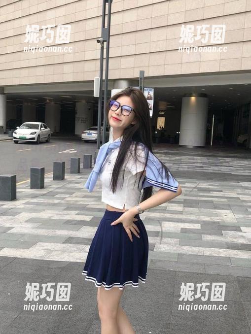 Xiuren秀人网 - 揭秘tina甜仔的秘密作品集，分享那些拍摄过程中让人捧腹大笑的趣事！.txt