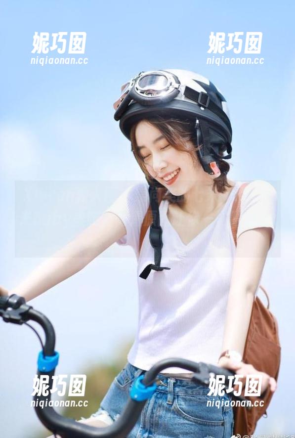 Xiuren秀人网 - 崇尚美的七米baby七米baby美腿，高清原图让你一饱眼福.txt