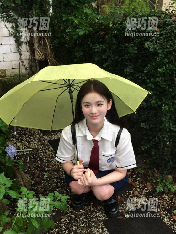 Xiuren秀人网 - 你的兔妹妹海边写真：在金色沙滩上留下欢愉的足迹，尽情享受美妙的图片时光！.txt