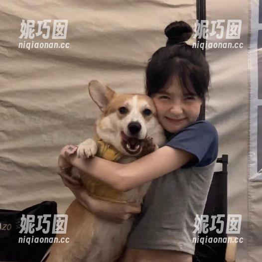 Xiuren秀人网 - 在线查看可可芝新作美脚写真原图，尽享她的迷人风采.txt