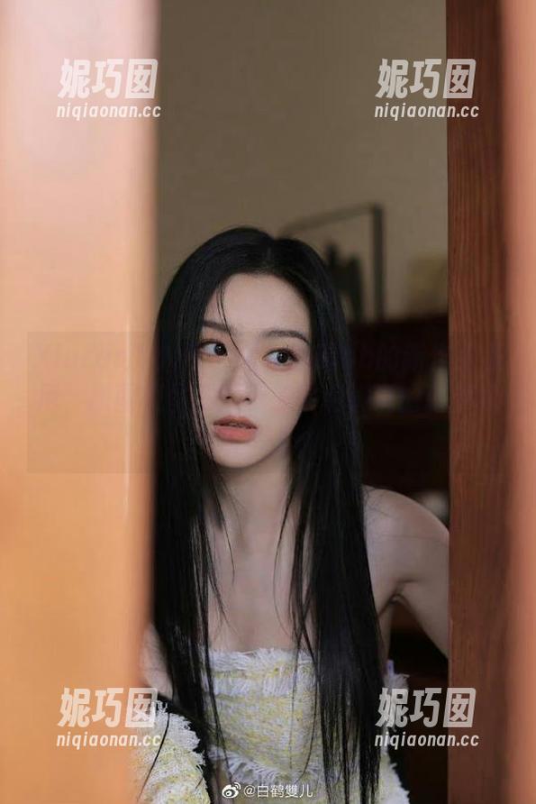 Xiuren秀人网 - 呆呆的瑞bb的新作比基尼，原图和图册揭示了笑点满满的幕后故事！.txt