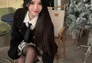 Xiuren秀人网 – 解锁小紫儿私房旗袍图包，尽享优雅与魅力的视觉盛宴.txt